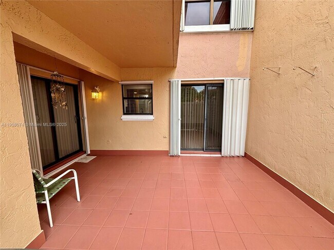 Building Photo - 11820 SW 80th St