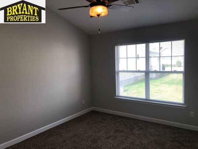 Building Photo - Nashville - 2 Bedroom Condo 2.5 Baths 37214