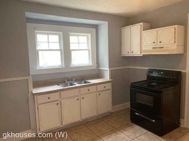 Building Photo - 3 br, 1 bath House - 1343 43rd Street Ensley