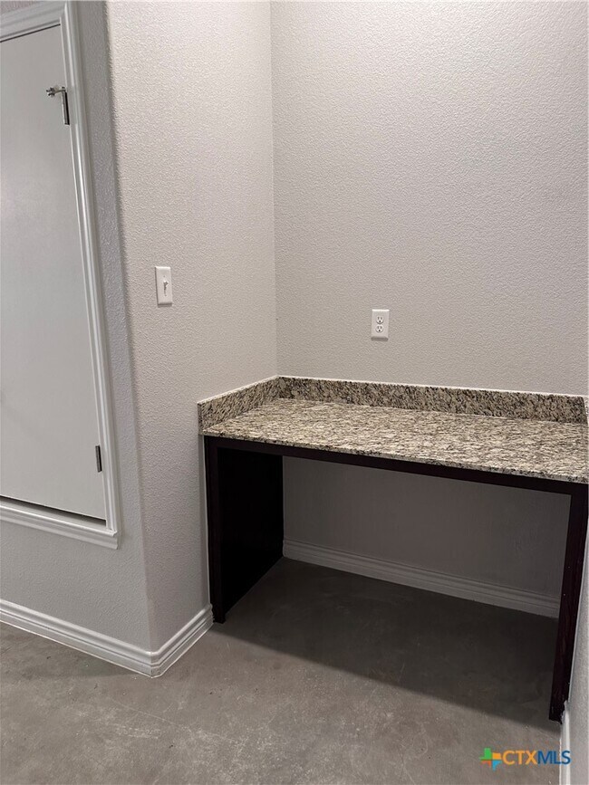 Building Photo - 1239 Liberation Ln