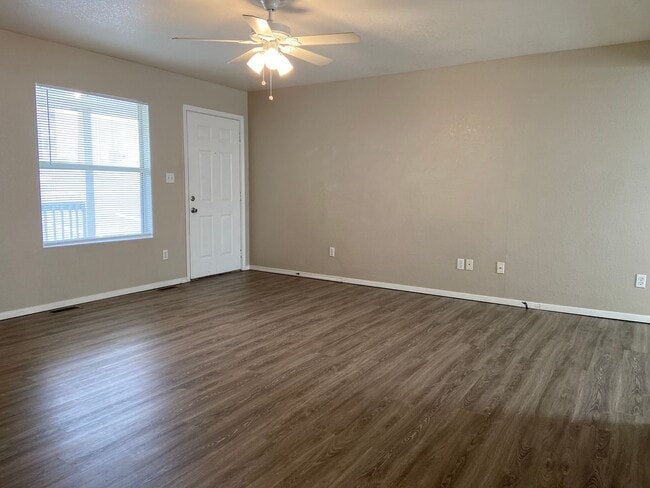 Building Photo - Apartment in Branson East, Kirbyville