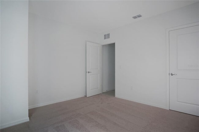 Building Photo - 437 Waterford Dr