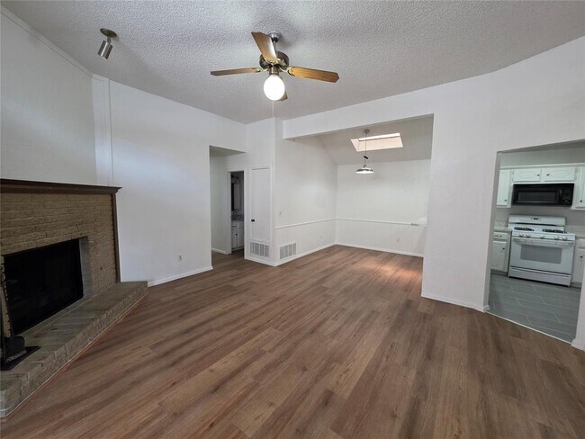 Building Photo - 1306 SW 96th St