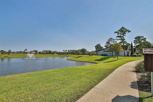 Building Photo - 12802 Magnolia Arbor Ct