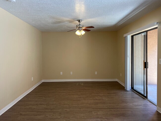 Building Photo - 1327 Ortiz Dr SE