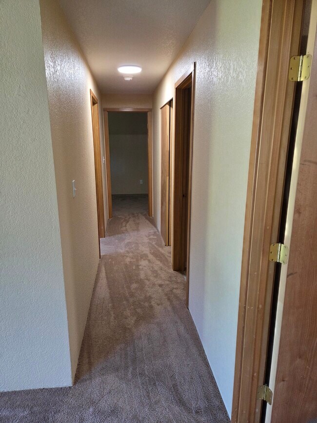 Hall - 25119 237th Ct Se