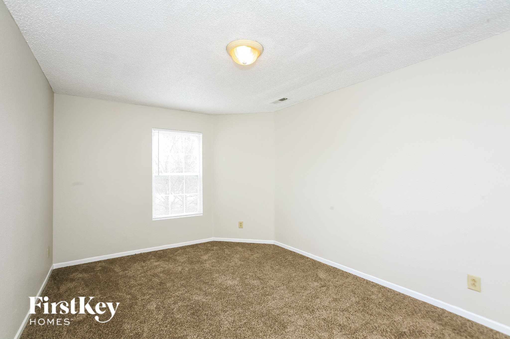 Building Photo - 12164 E 141st St