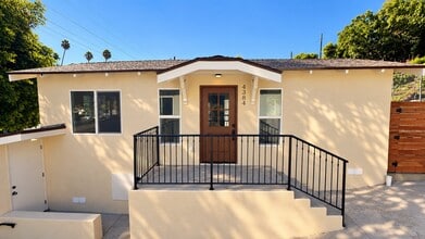 Building Photo - 4380 Huntington Dr S