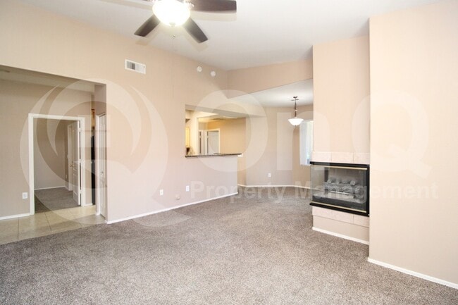 Building Photo - 2929 W Yorkshire Dr