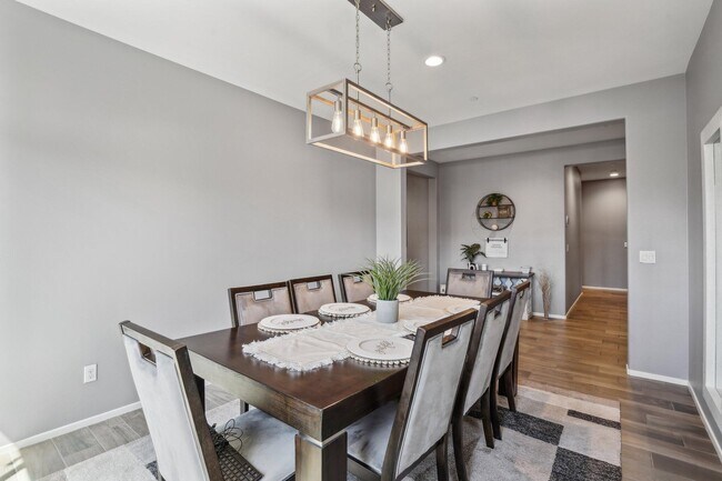 Building Photo - 42912 Gazapo Ct