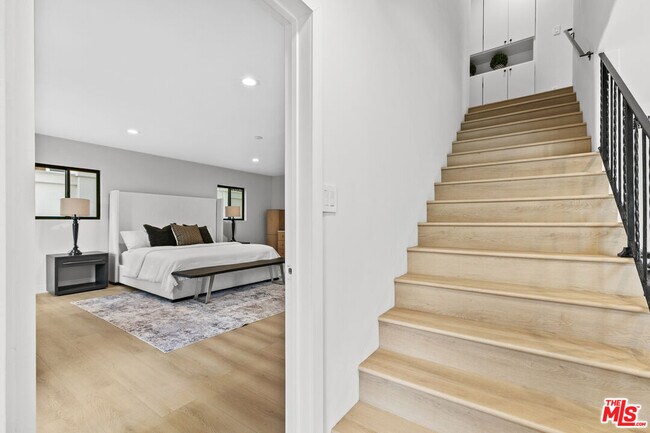 Building Photo - 5132 Escobedo Dr