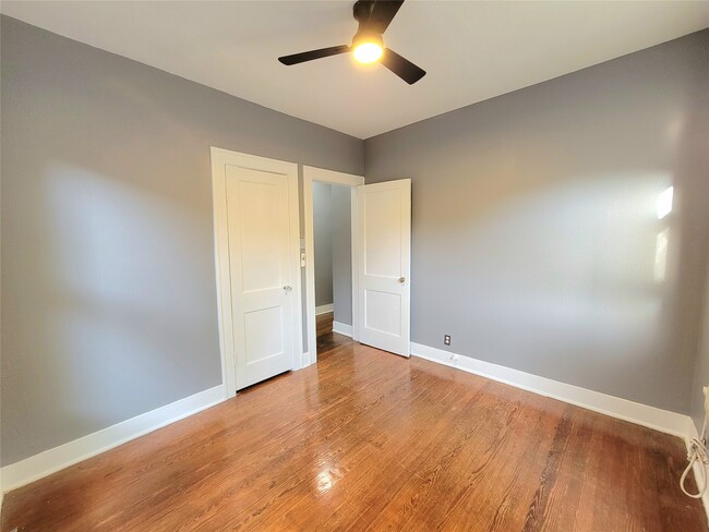 Building Photo - 1238 Peden St