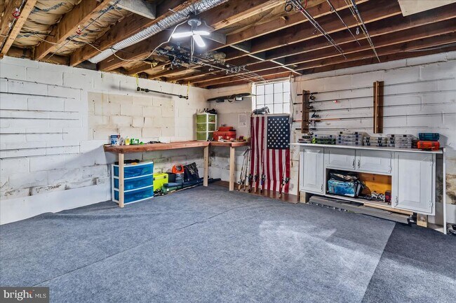 Building Photo - 6934 River Drive Rd