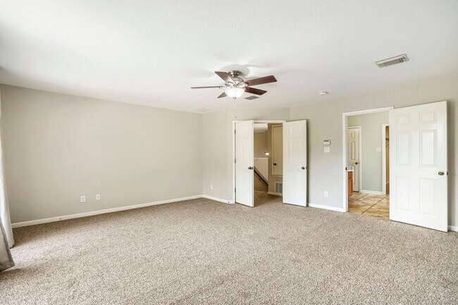 Building Photo - First time rental! Large home!