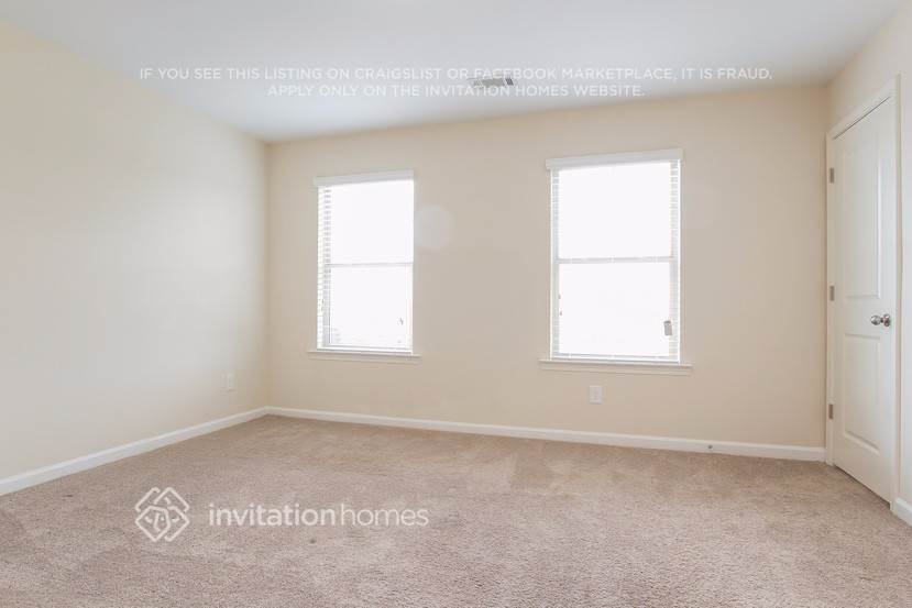 Building Photo - 2146 Villa Spg Ter