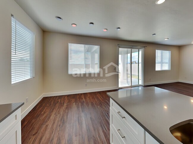 Building Photo - 6615 W Achievement St