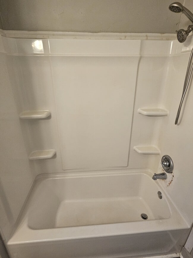 Building Photo - 101 Sibbie Ct