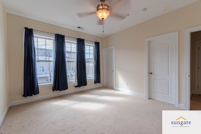 Building Photo - 11227 Terrace Ln