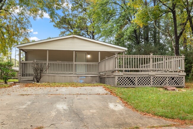 Primary Photo - 811 De Lorean Ct