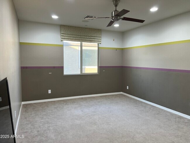 Building Photo - 21284 W Almeria Rd