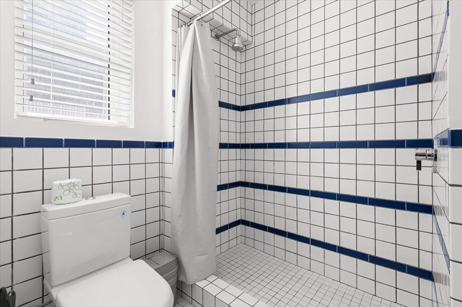 Building Photo - 1701 Alton Rd