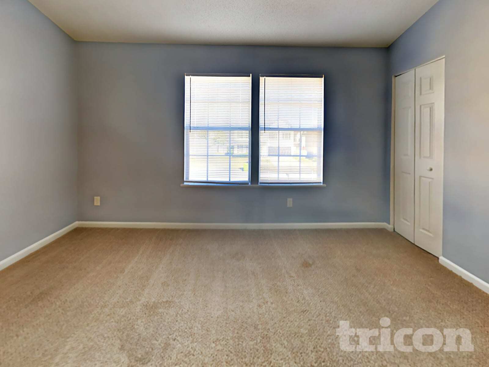 Building Photo - 410 Fox Trot Dr