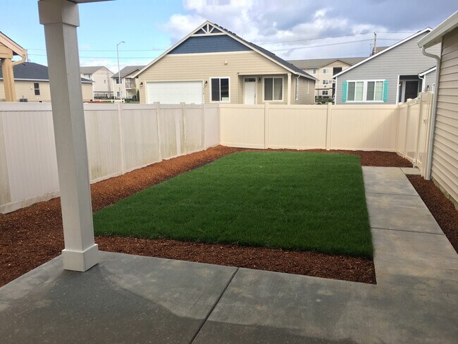 Building Photo - Brand New 3BD Ranch Home in Desirable Batt...