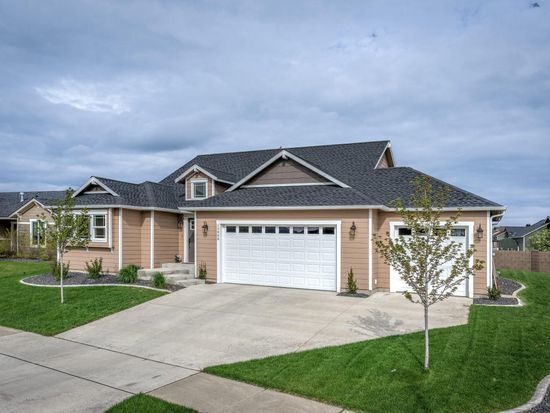 Primary Photo - Radiant lake - 3 Bedroom Home