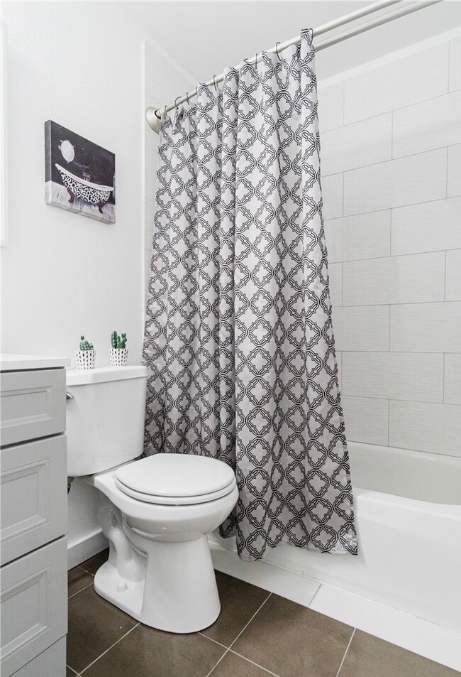 Building Photo - 9250 15th Ave SW