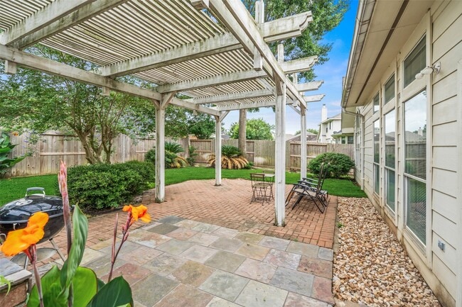 Building Photo - 7302 Hollow Field Ln