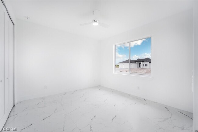 Building Photo - 2721 NW 41st Ave