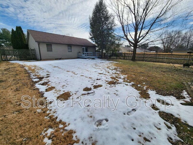 Building Photo - 4391 S Hidden Way St