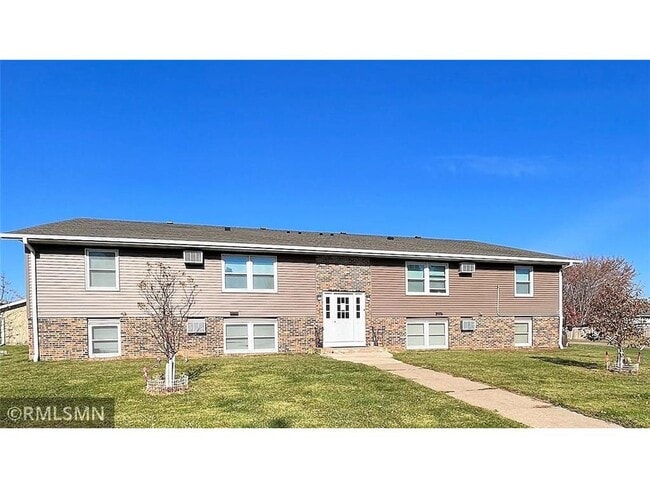 Primary Photo - 710 Hillcrest St