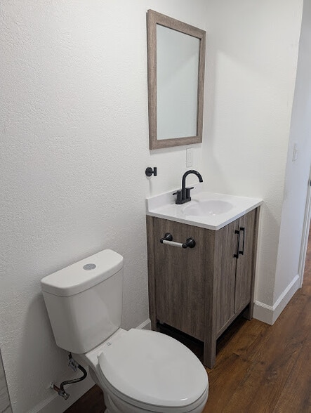 Building Photo - 1909 E 99th Ave