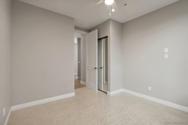Building Photo - 2942 Copley Ave