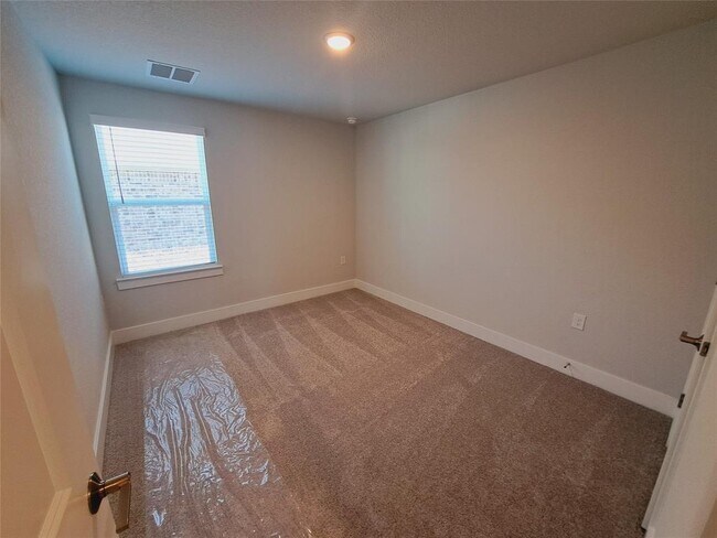 Building Photo - 1720 Purple Martin Dr