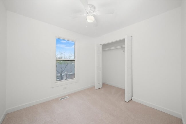 Building Photo - 9771 W 143rd St