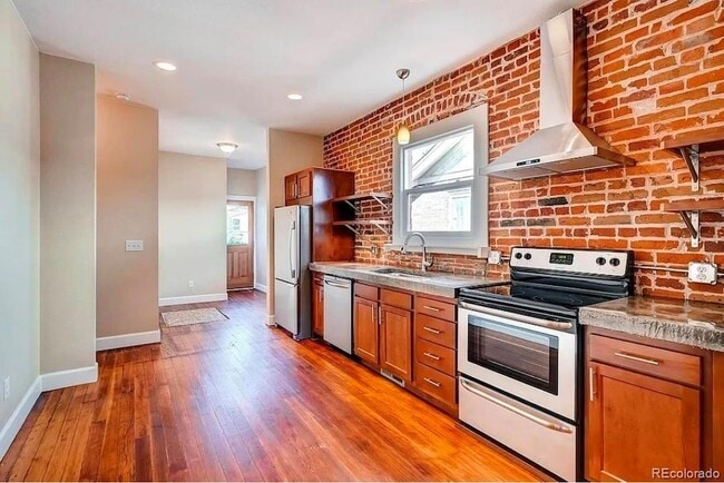 Building Photo - 3145 Josephine St