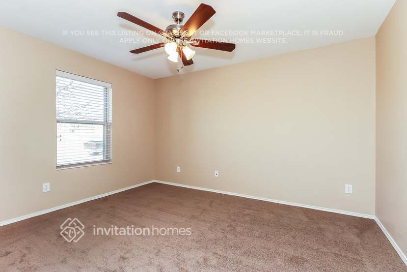 Building Photo - 2435 Buffalo Run