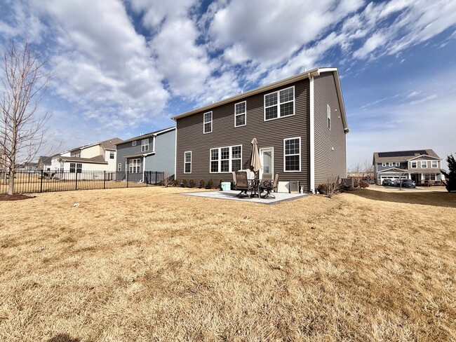 Building Photo - 12460 S Compass Ave