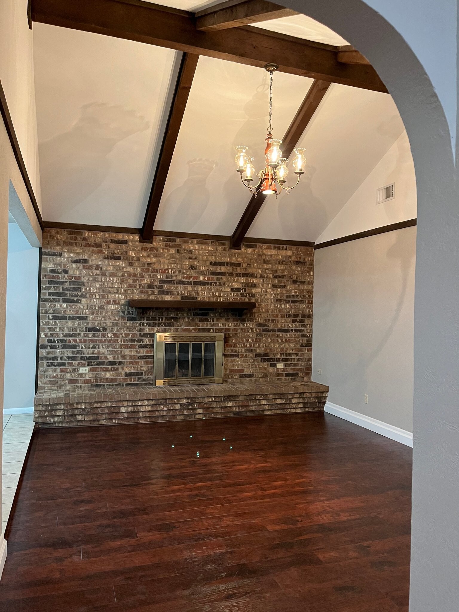 Building Photo - 4711 Lois Ln