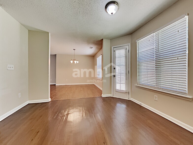 Building Photo - 4089 Dresden Ct NW