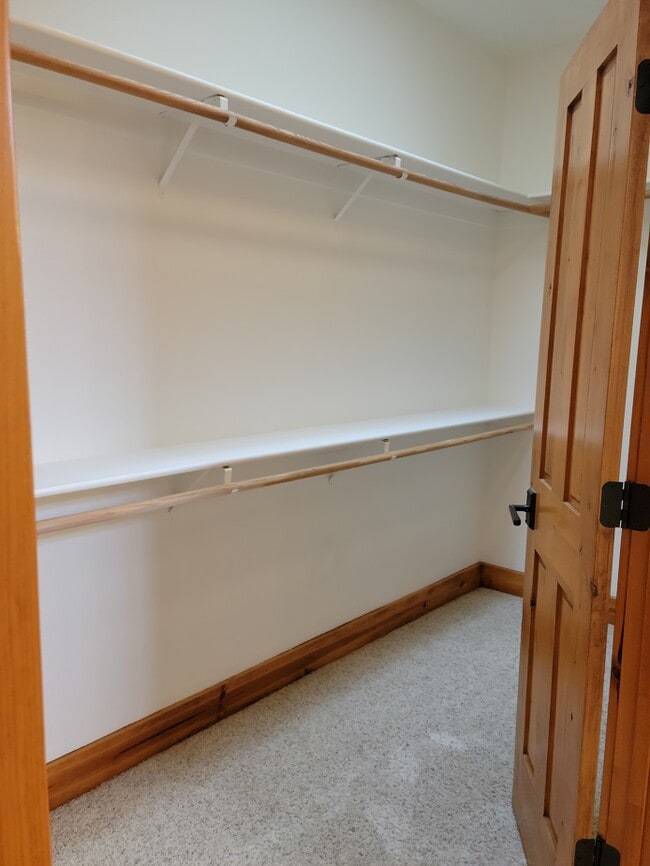 Building Photo - 12 Camberwell Ct