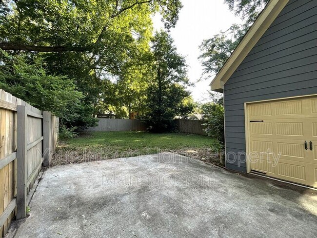Building Photo - 2436 Hosea L Williams Dr NE