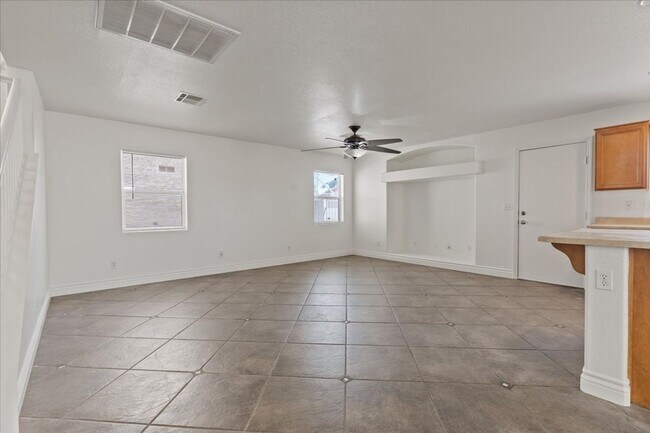 Building Photo - Status: Accepting Applications