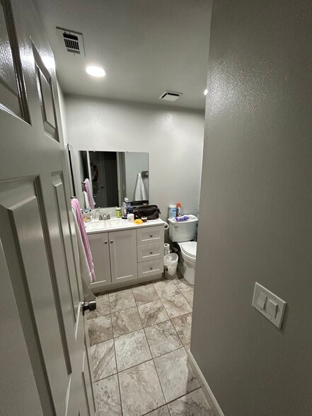 Bathroom 2 - 17821 Lemon St