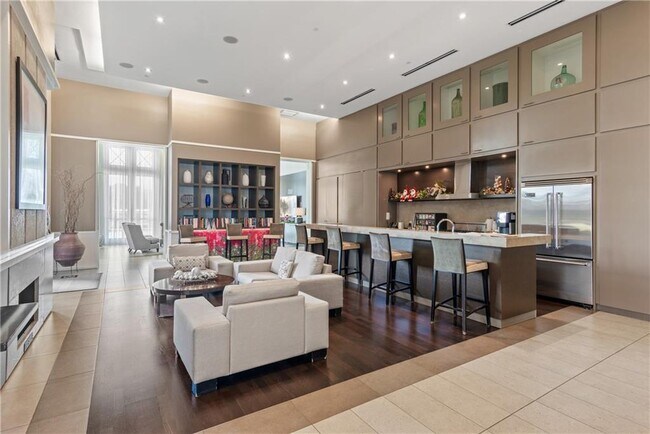 Building Photo - 1820 Peachtree St NW