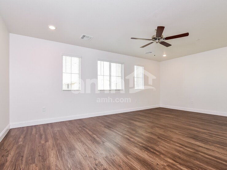 Building Photo - 329 Timber Kate Pl