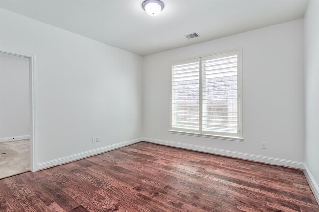 Building Photo - 3414 Smart Sands Ln
