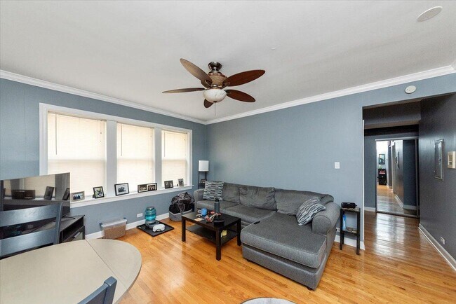 Primary Photo - 2 bedroom in Chicago IL 60647